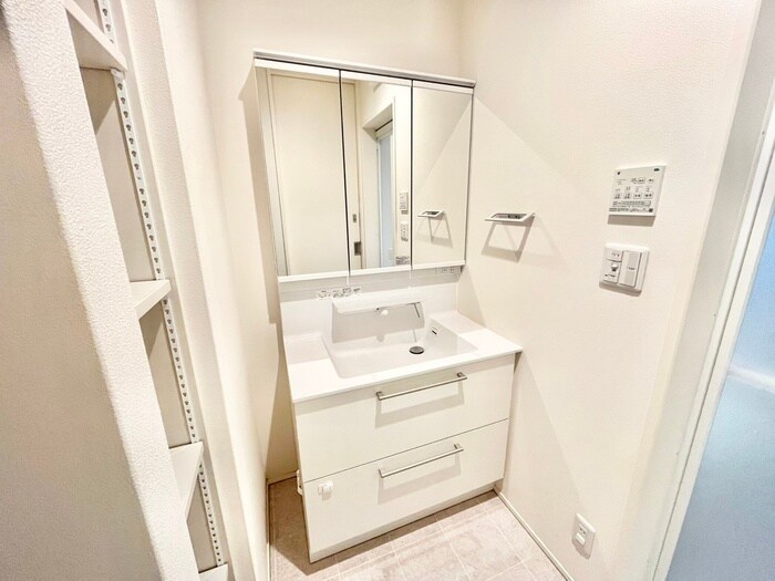 洗面 青山4丁目戸建