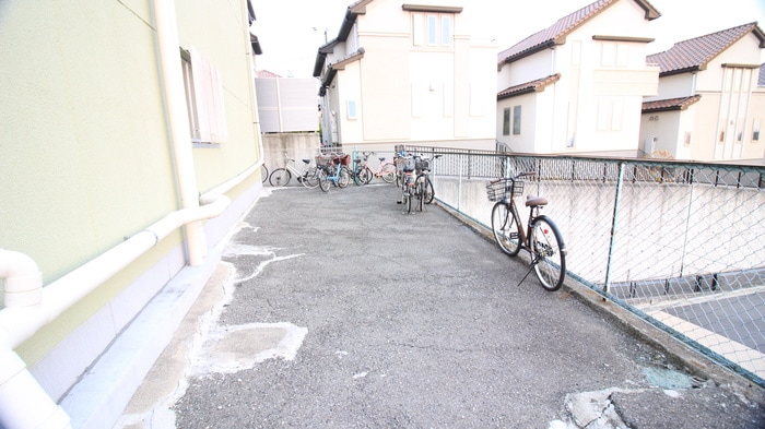 駐輪場 円山台ロイヤル