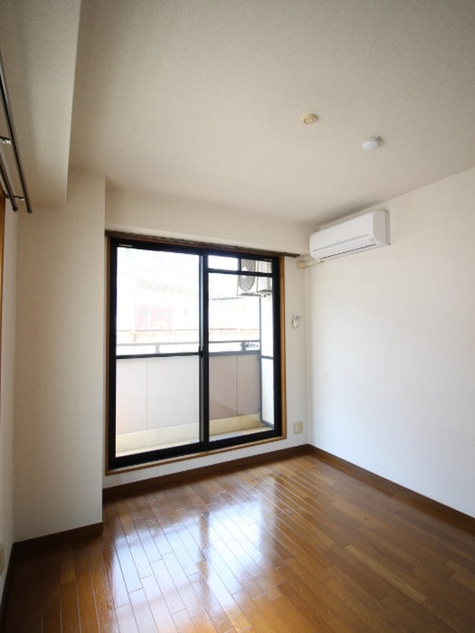 居室 ラッキーセンター河堀口