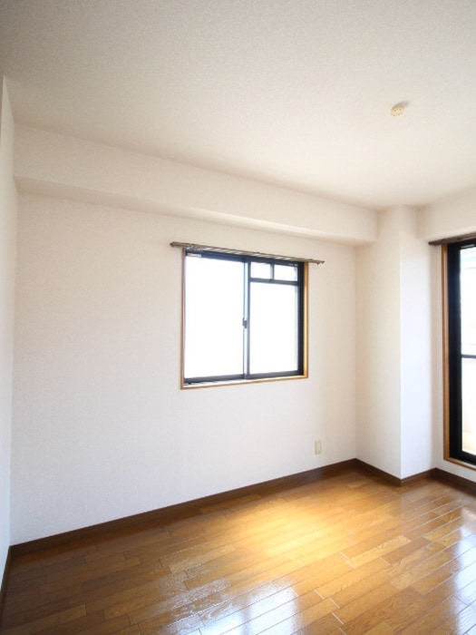 居室 ラッキーセンター河堀口