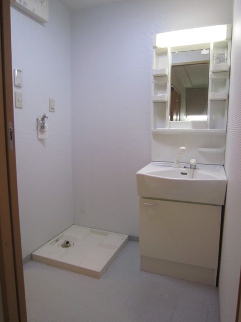 洗濯機置場 コ－ト八重桜