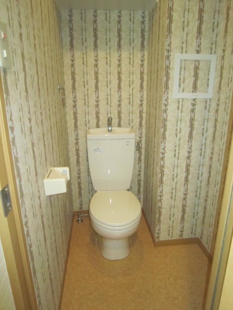 トイレ コ－ト八重桜