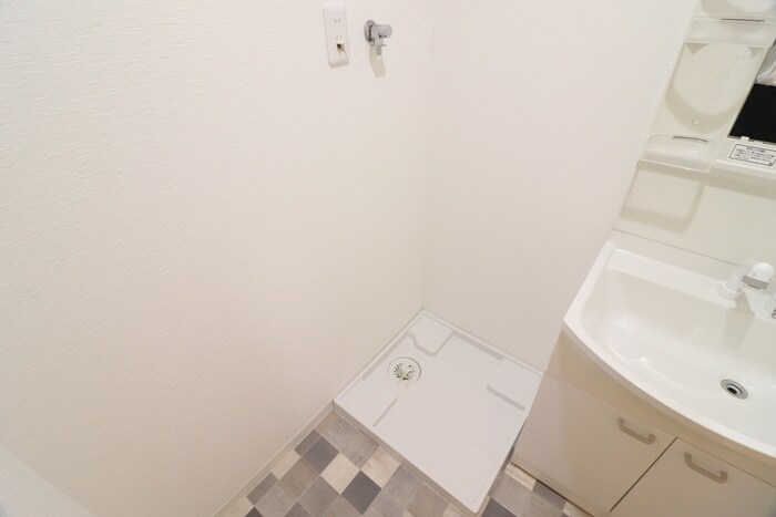 洗濯機置場 CROUD尼崎