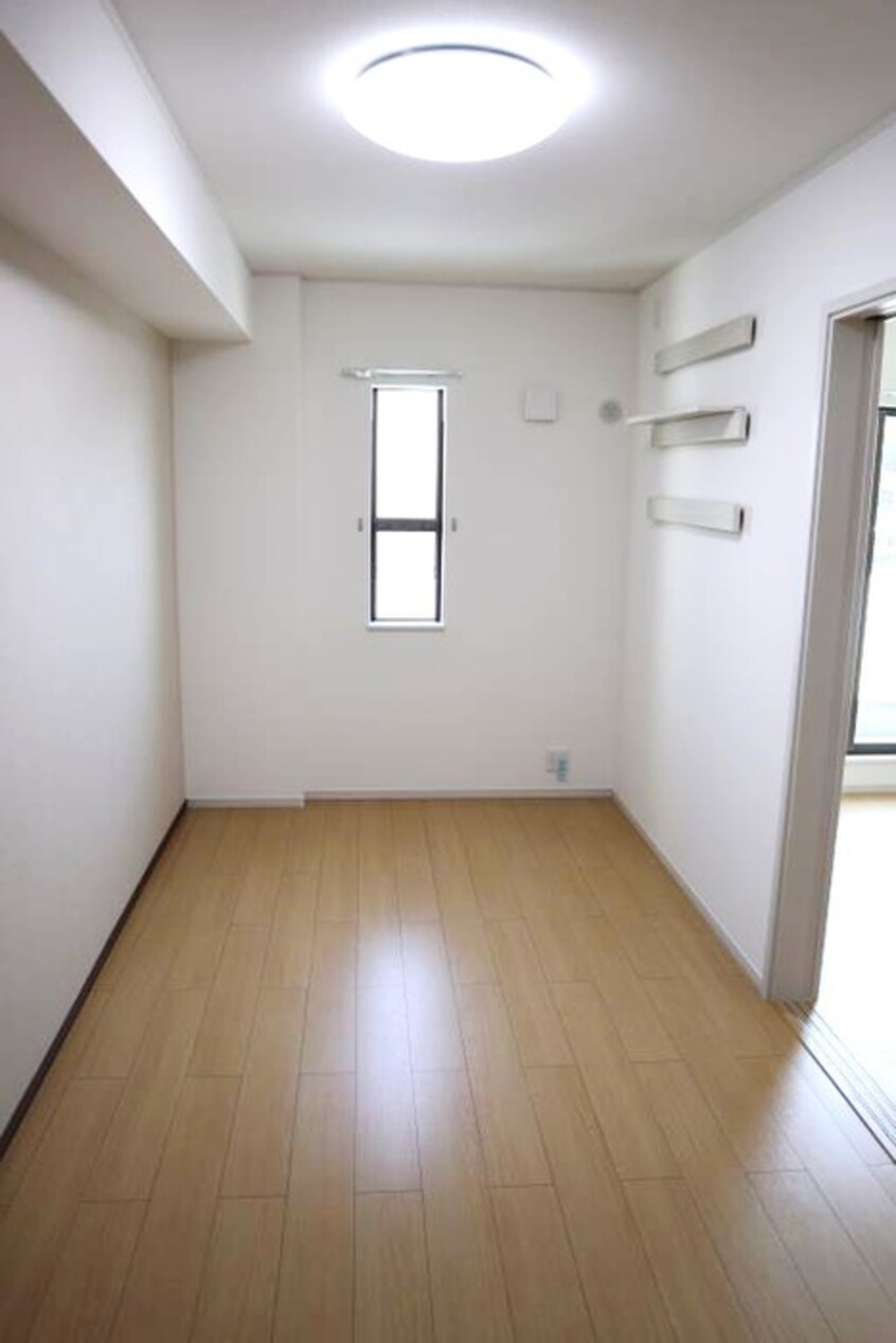 居室 ﾛｰﾚﾙ東加古川