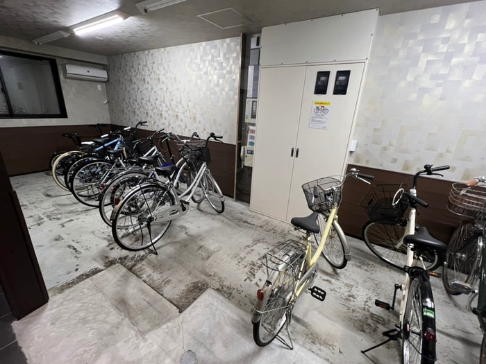 駐輪場 サンクトスコート京都駅北