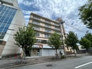 紀之国屋ビルの外観