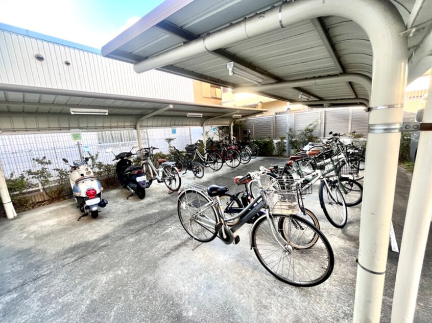 駐輪場 シティライフ夙川（802）