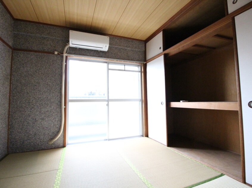 居室 炭山ハイツ
