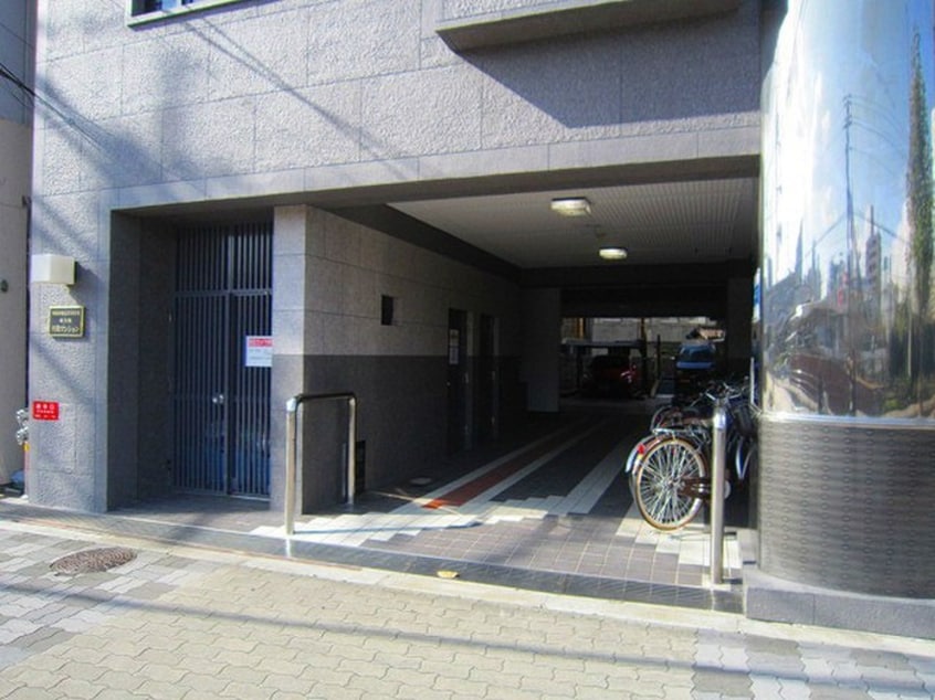 エントランス部分 新大阪川島マンション