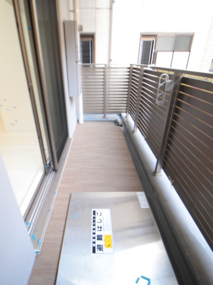 ベランダ・バルコニー ｴｽﾃﾑｺｰﾄ吹田・朝日町（702）