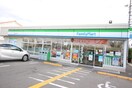 ファミリーマート 市辺南垣内店(コンビニ)まで650m クレリア