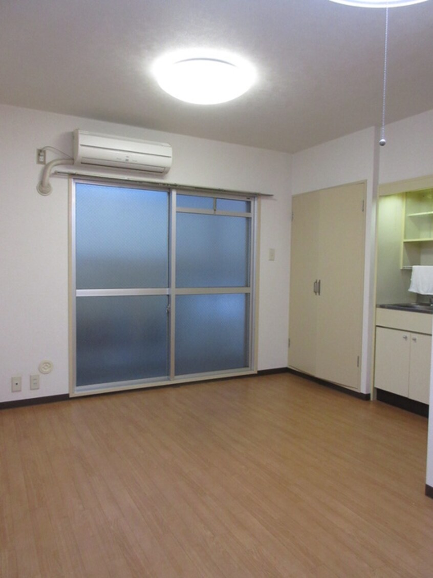 居室 ストーク西灘