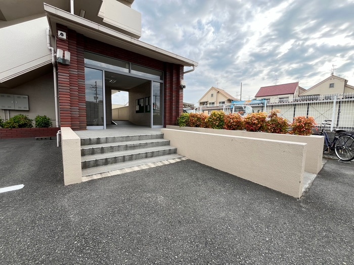 エントランス部分 グランド・メゾン曙