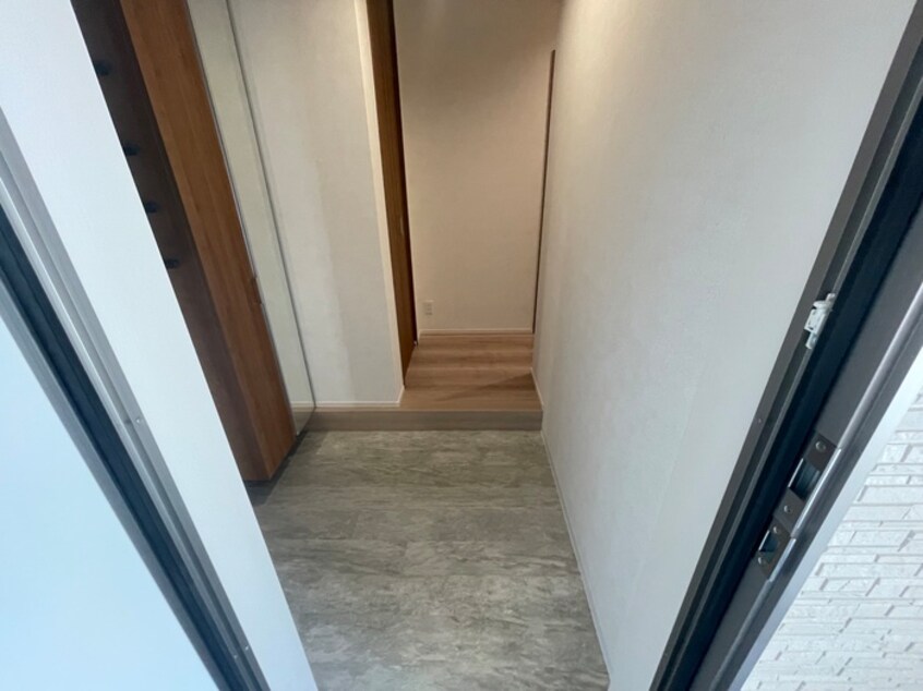 玄関 ロンドラージ今林