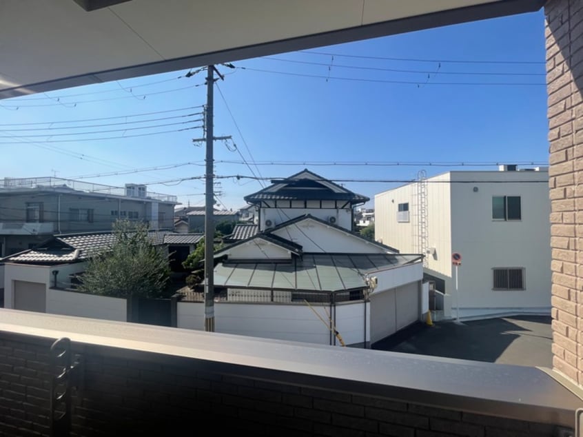 室内からの展望 ロンドラージ今林