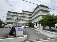 ファミーユ・一ツ橋