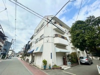 マエダマンション