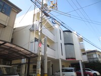 メゾンキューブ
