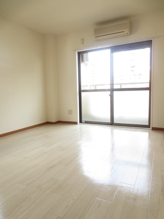 居室 上新ビル７