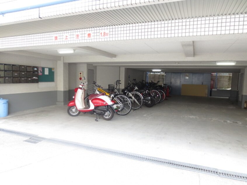 駐輪場 ダイユウレストハウス大畑
