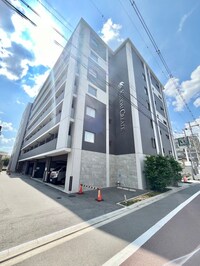 ｸﾘｽﾀﾙｸﾞﾗﾝﾂ京都西大路（709）