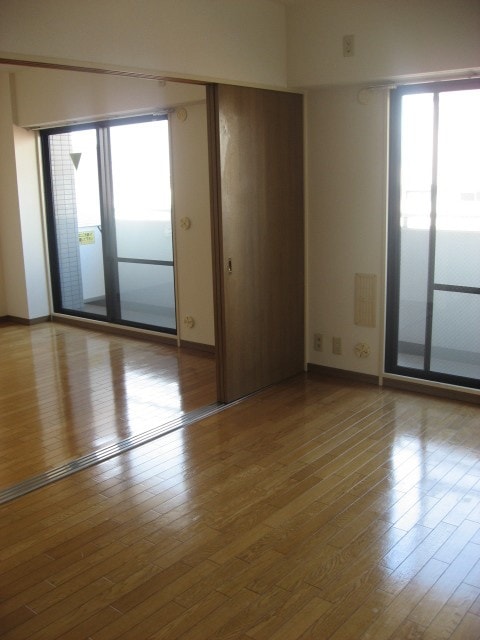 内観写真 レグルス北池