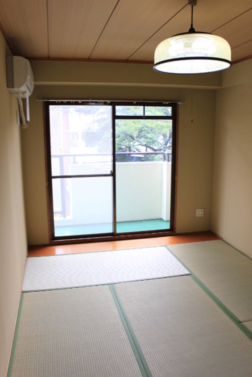 居室 ファミールｸﾞﾘｰﾝ
