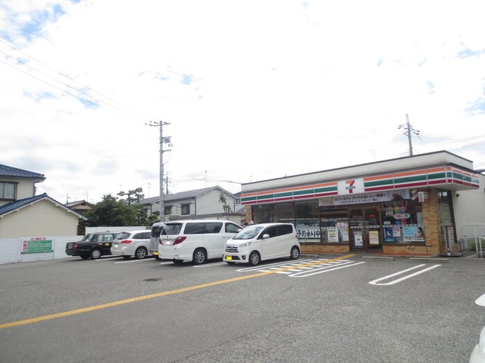 セブン-イレブン 尼崎富松町２丁目店(コンビニ)まで350m ユーフラット武庫之荘