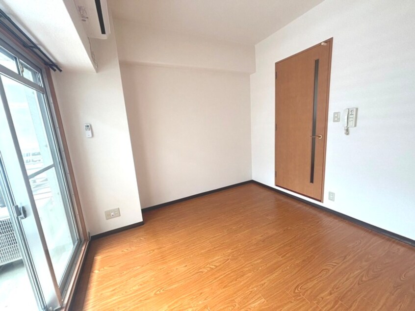 居室 サムティ梅田北