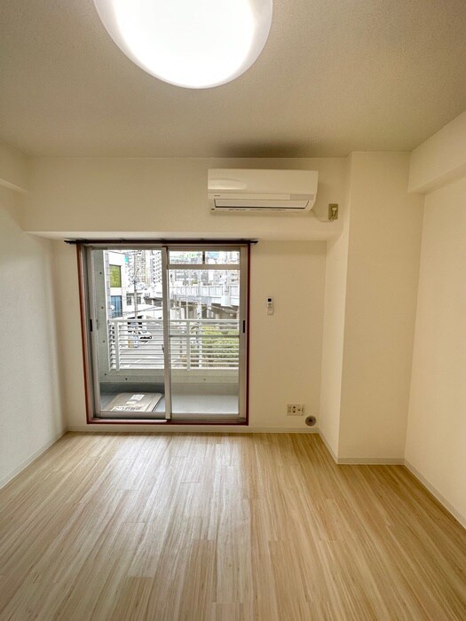 居室 サムティ梅田北