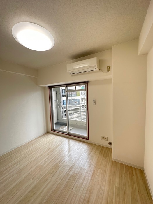 居室 サムティ梅田北