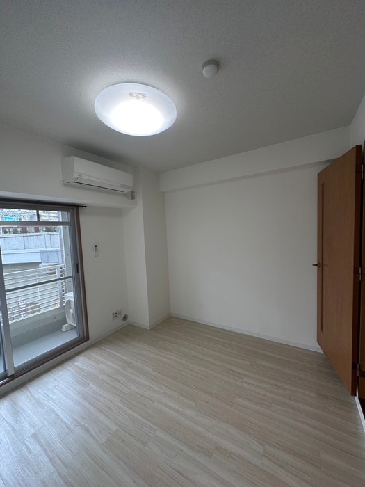 居室 サムティ梅田北