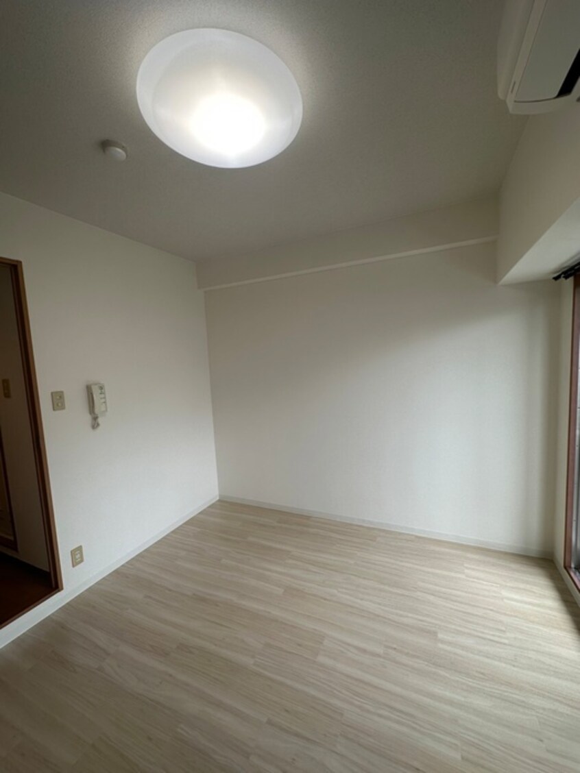 居室 サムティ梅田北