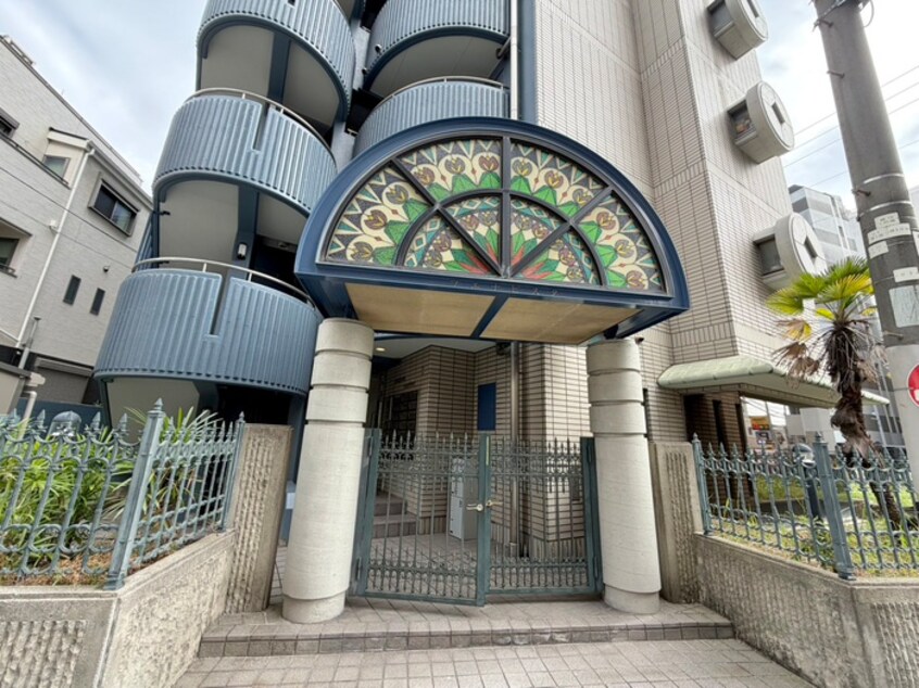 エントランス部分 ブエナビスタ