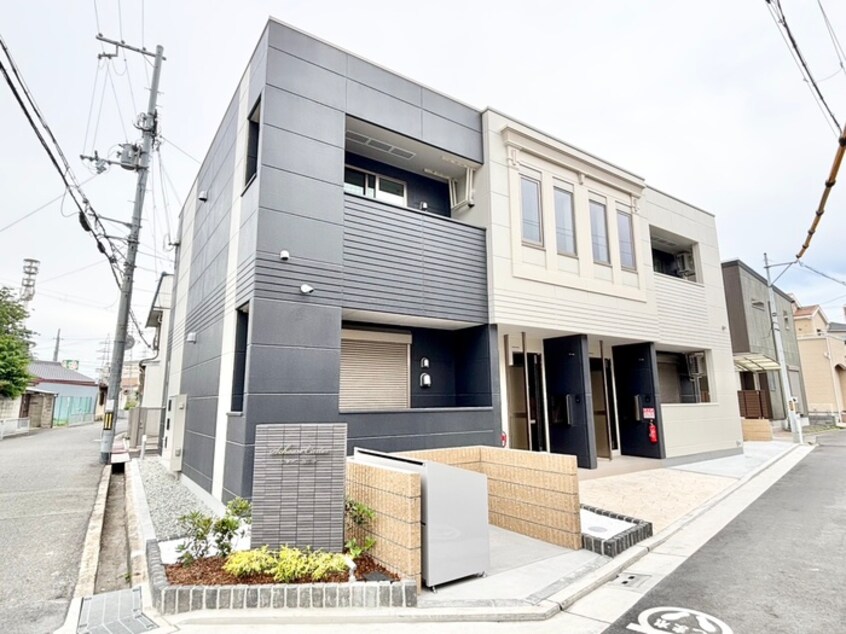 外観写真 Schaan　Carter