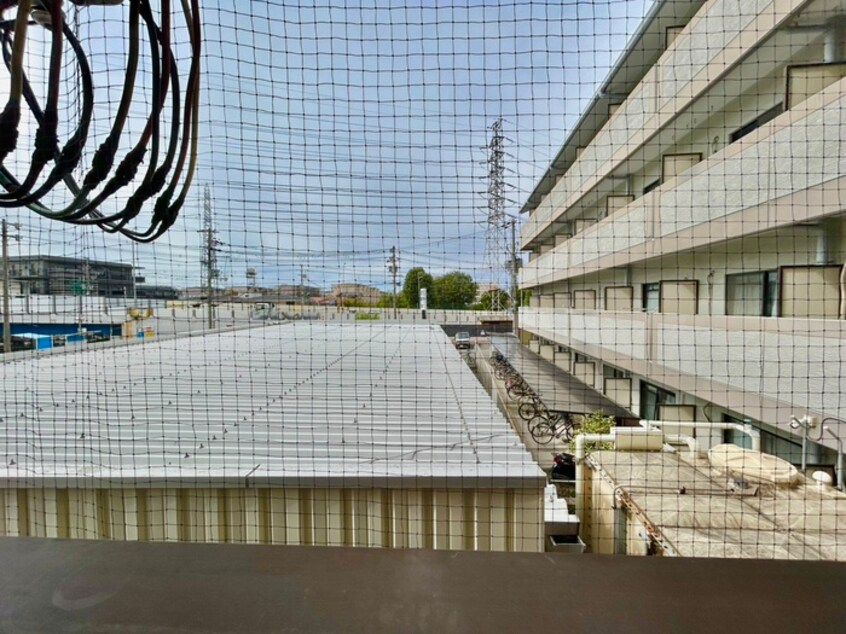 室内からの展望 グラシア南津の辺