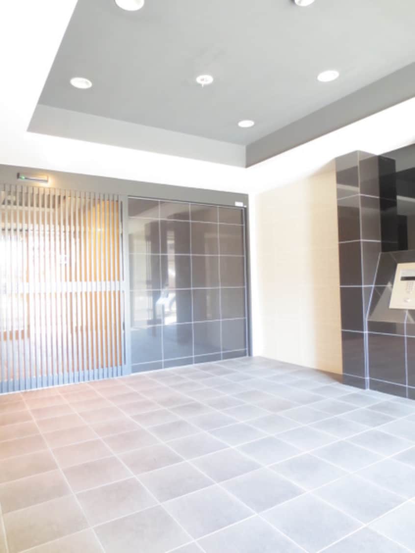 エントランス部分 プレサンス京都四条大宮(４０１)