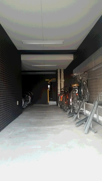 駐輪場 プレサンス京都四条大宮(４０１)