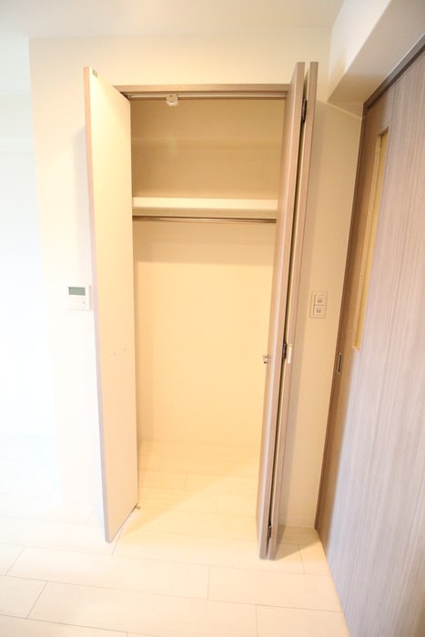 収納 プレサンス京都四条大宮(４０１)