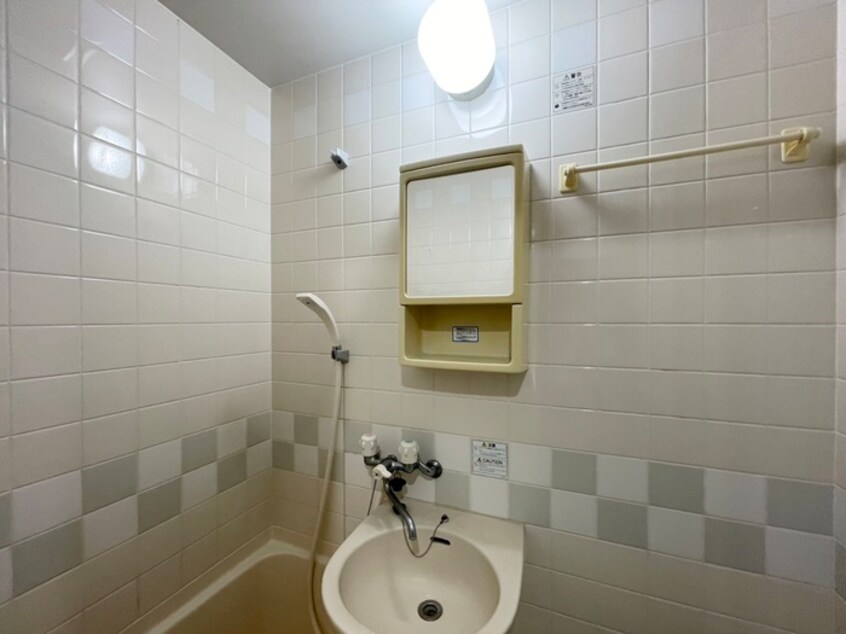 洗面 ｲﾄｰﾋﾟｱ三宮ｱｰﾊﾞﾝｽﾃｰｼﾞ(204)