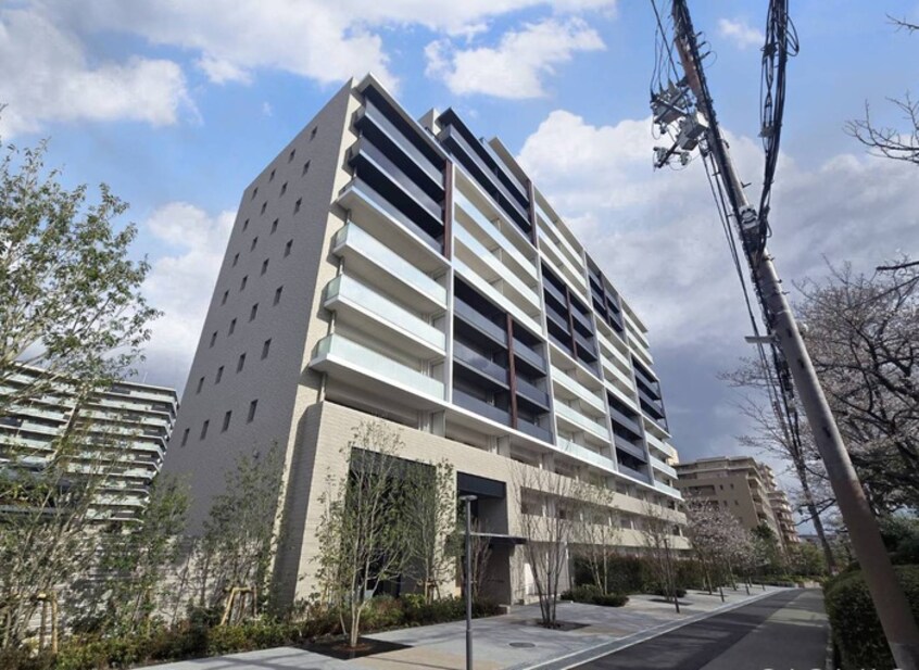 外観写真 ﾊﾟ-ｸﾎ-ﾑｽﾞ千里中央ｻﾞﾚｼﾞﾃﾞﾝｽ