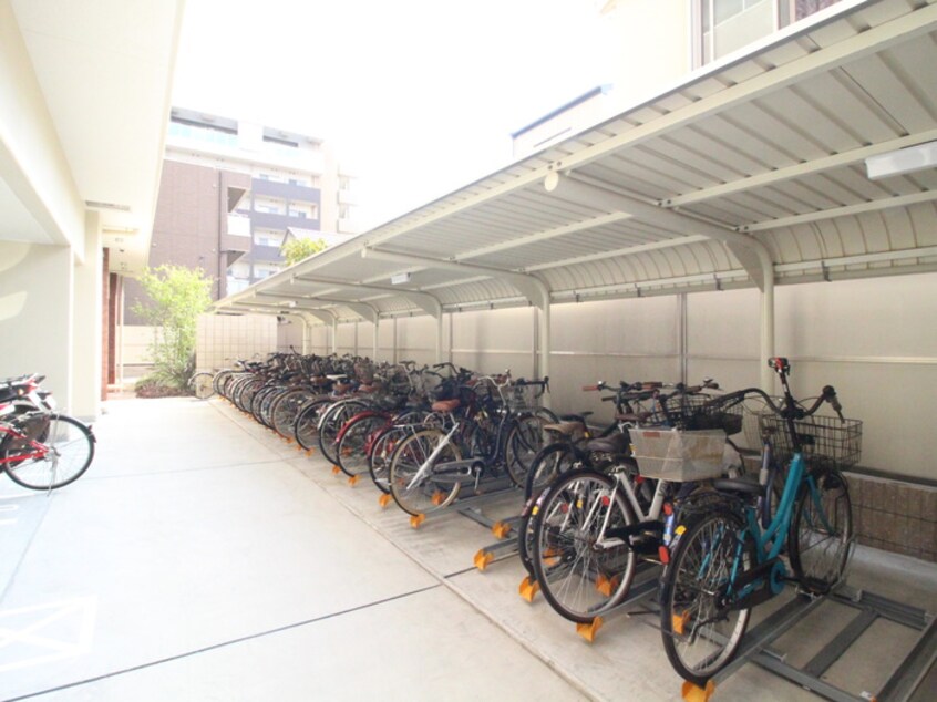 駐輪場 クローバー・グランデ田辺駅前