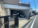 駐車場 千里丘中貸家