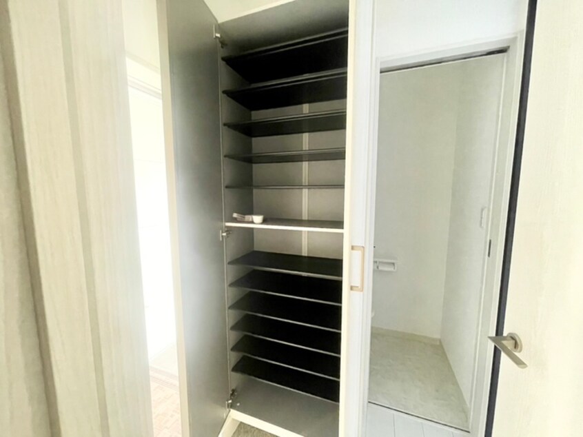 靴箱 AVANTIO Kuise2Ⅱ