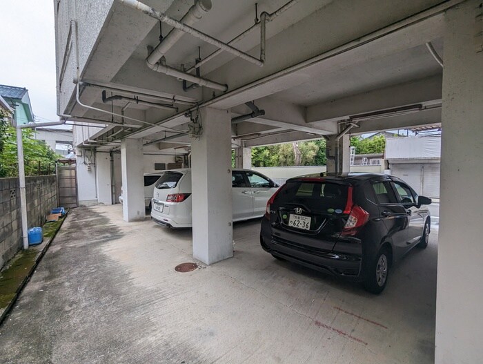 駐車場 女郎花マンション