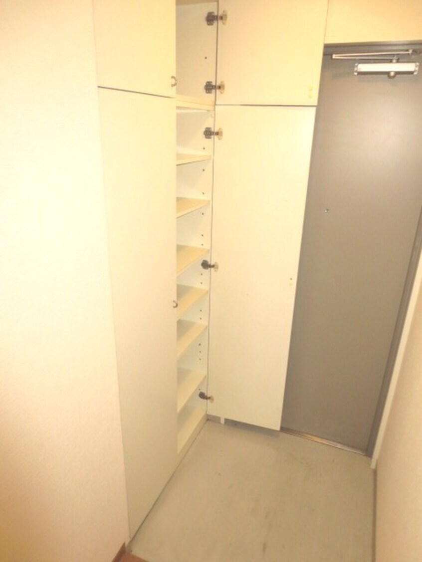 靴箱 パインベルテ御陵