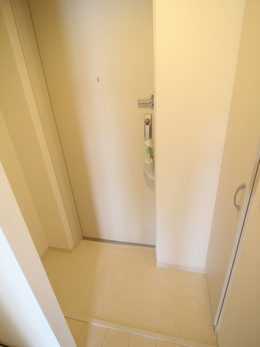 玄関 リブリ・江坂