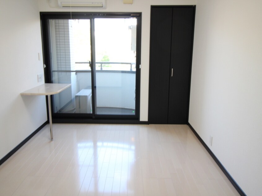 居室 ホワイトヴィラ杉本