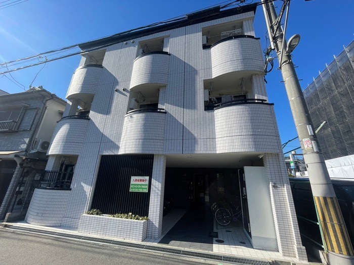 外観写真 ホワイトヴィラ杉本