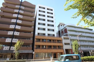 ニューサンコート